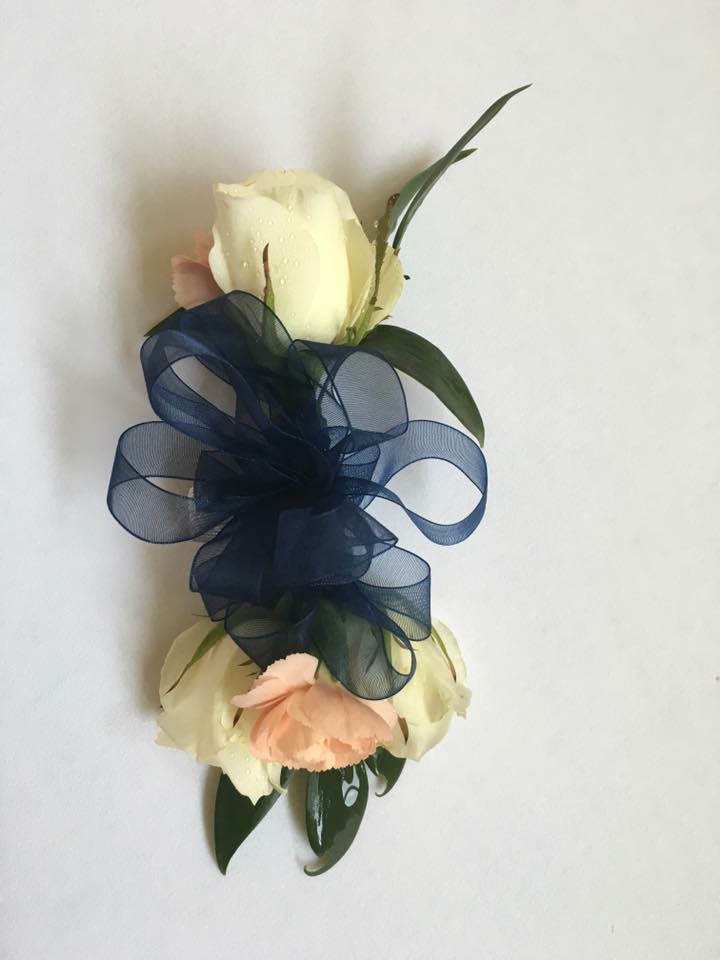 Light pink rose wrist corsage