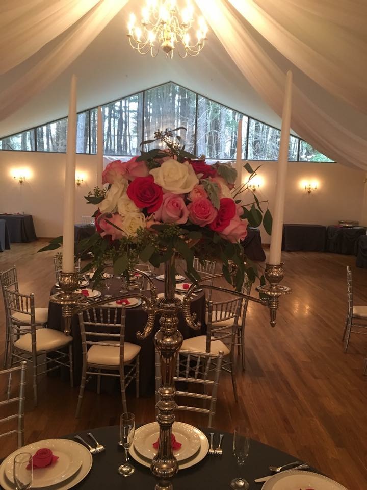White and pink rose centerpiece
